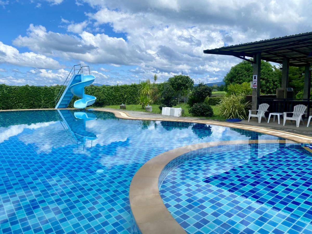 Maerim Villa&Pool Mae Rim Exteriér fotografie